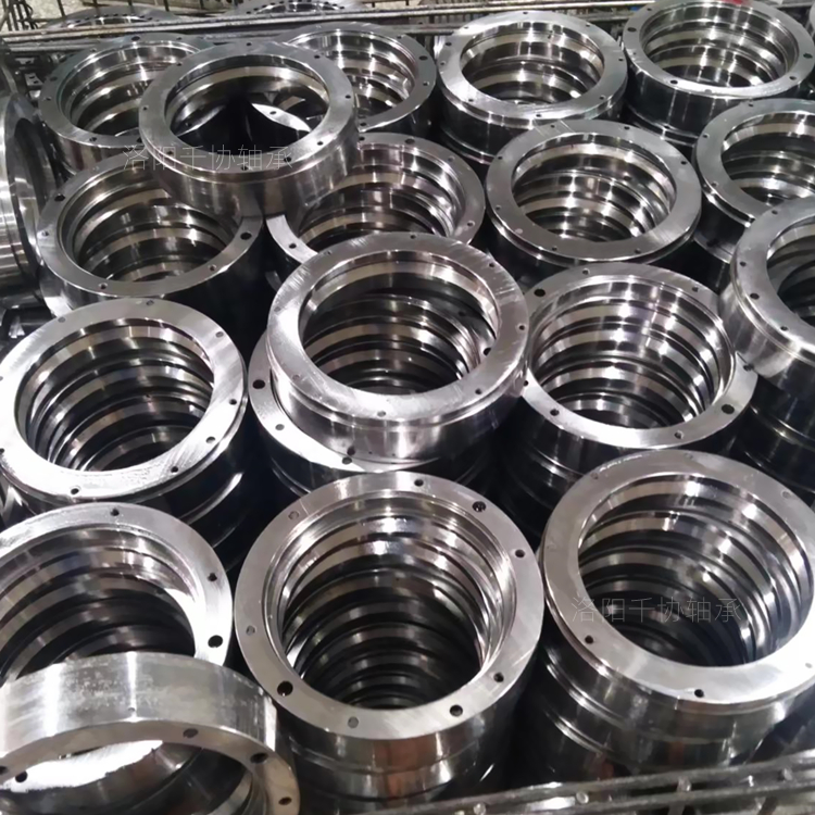 總結哪些原因會使轉盤軸承過熱，那么處理方法是什么？