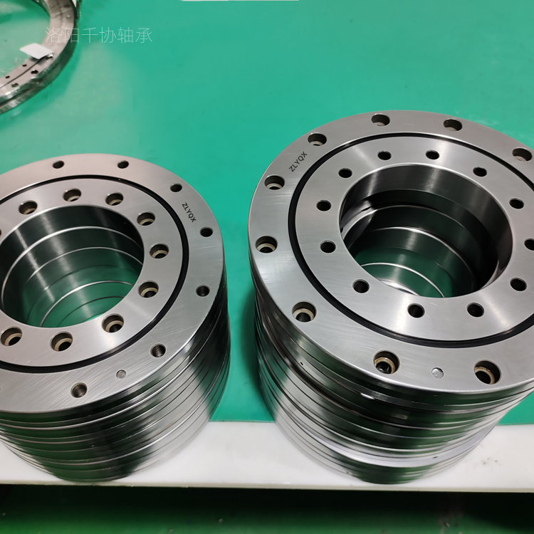 [ZLYQX]RU系列交叉圓柱滾子軸承安裝方法及注意事項